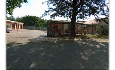 Townhouse For Sale in Woodmead, Sandton