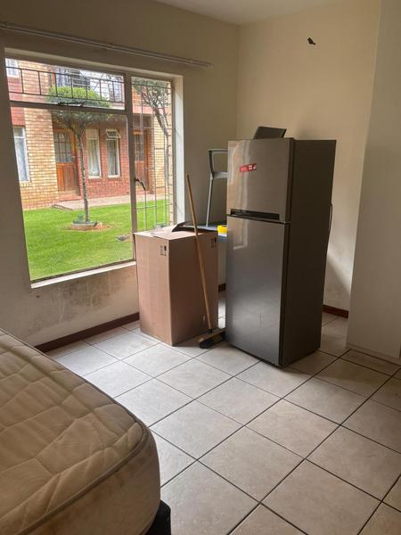 Apartment / Flat For Rent in Auckland Park, Johannesburg